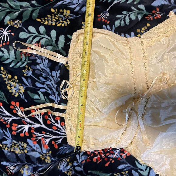 Out from under Women's Yellow Playsuit Romper Rayon SZ S NWOT - Picture 2 of 8